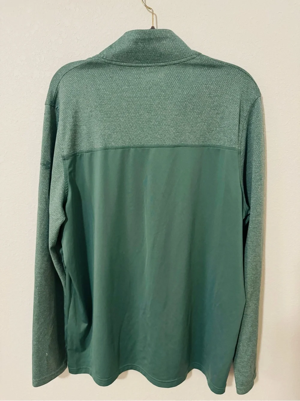 Under Armour Men's Teal Half-Zip Performance Pullover “Top Golf” Size Lg